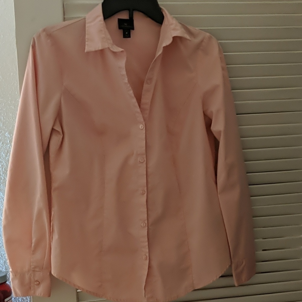 Button down - Picture 1 of 2